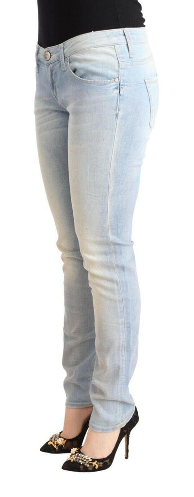 Acht – Hellblaue Skinny-Jeans aus gewaschener Baumwolle mit niedriger Taille
