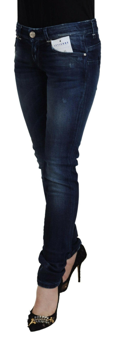 Acht Blaue, schmal geschnittene Damen-Jeans aus Baumwolle mit niedriger Taille