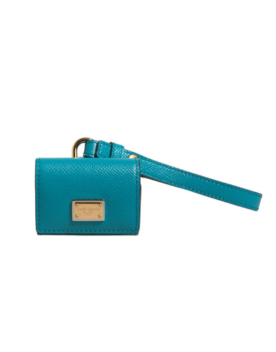 Dolce & Gabbana – Airpods-Hülle aus Leder mit grünem Logo-Schild und goldenem Metallband