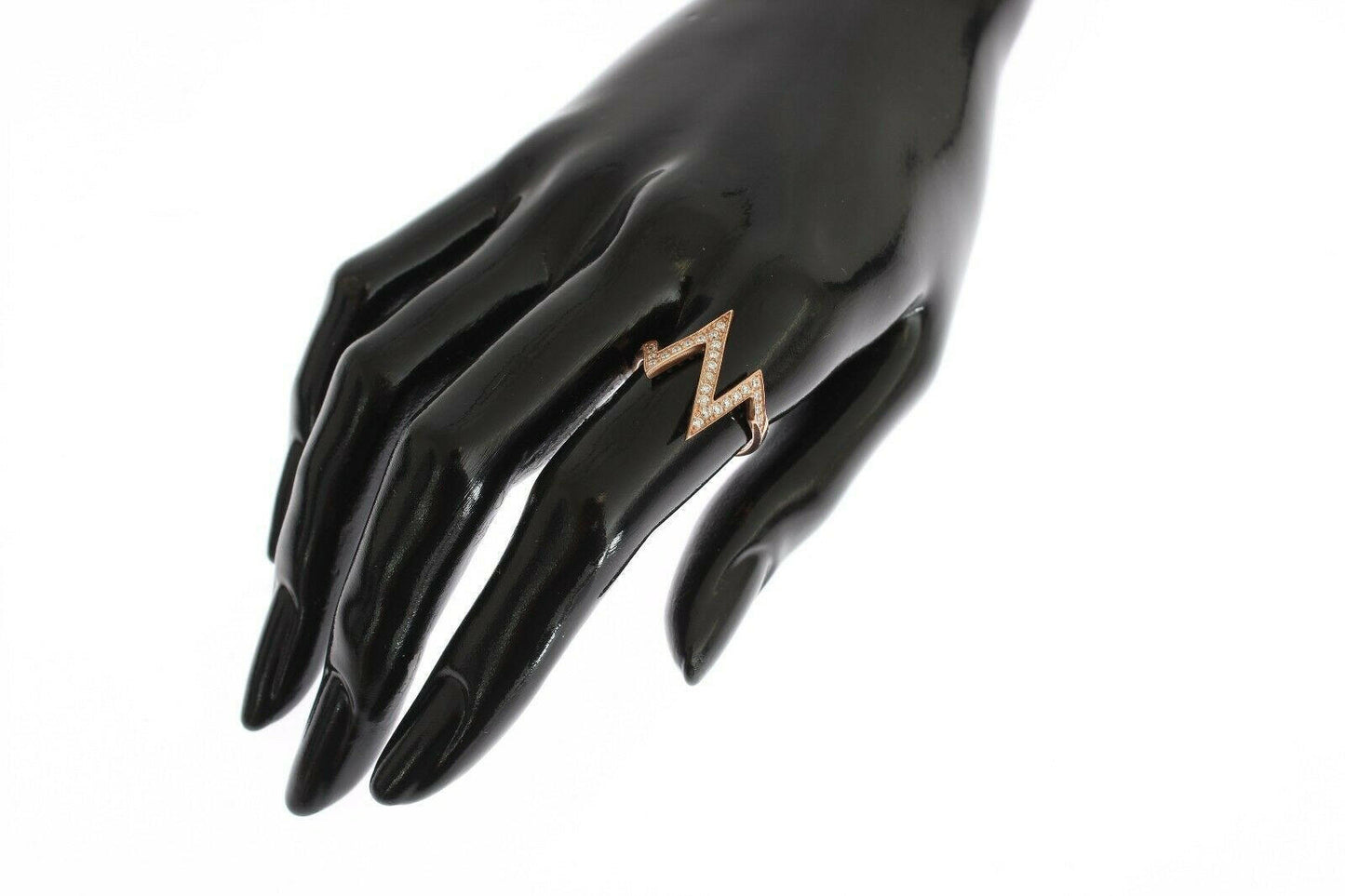 Bague élégante en argent incrustée de cristaux roses Nialaya