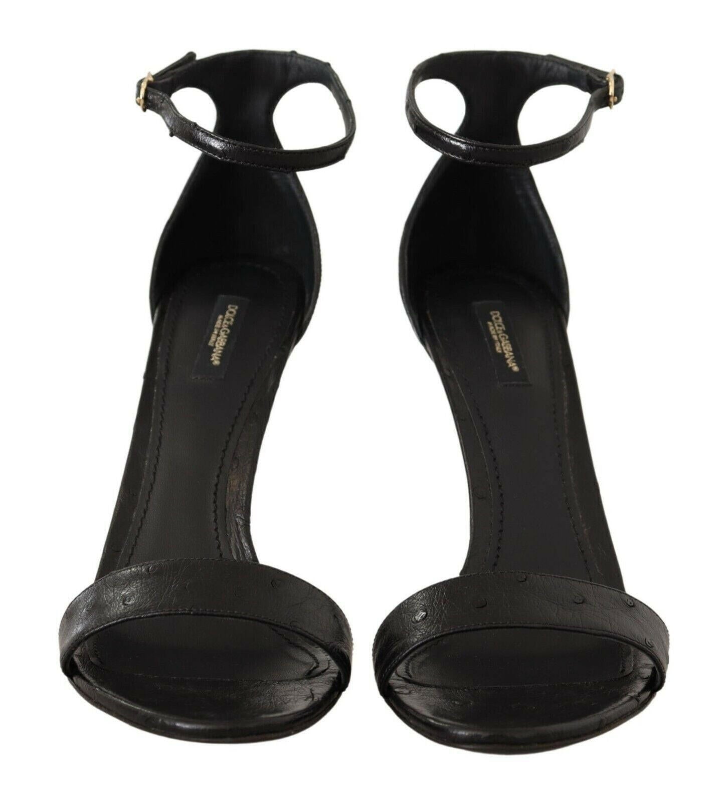 Dolce &amp; Gabbana Schwarze Straußenleder-Sandalen mit Knöchelriemen