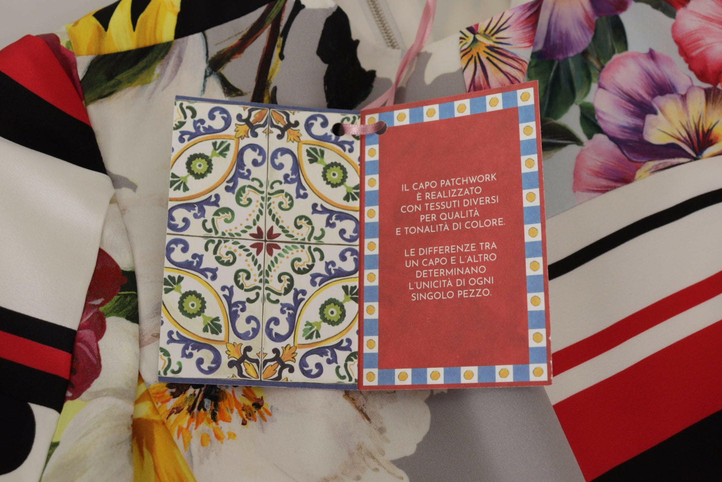 Dolce &amp; Gabbana Mehrfarbiges Charmeuse-Etuikleid aus Jaquard-Pachwork mit Blumenmuster