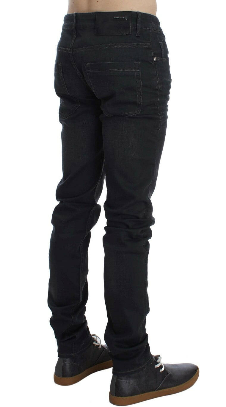 Acht Slim Fit Jeans aus Baumwollstretch in Grau