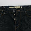 Acht Straight Fit Jeans aus Baumwolldenim in blauer Waschung