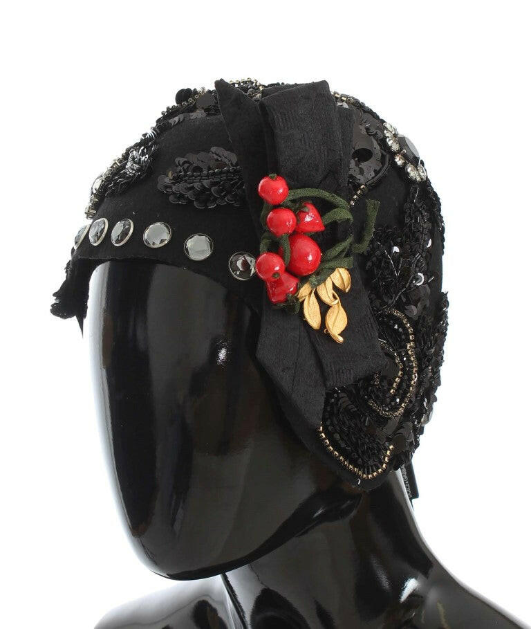 Dolce &amp; Gabbana Élégant chapeau cloche noir orné de cristaux