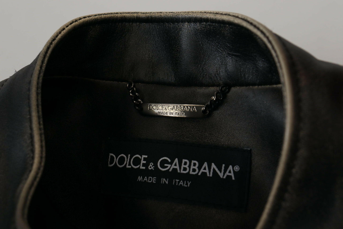 Dolce &amp; Gabbana Élégante veste en cuir noir avec détails argentés
