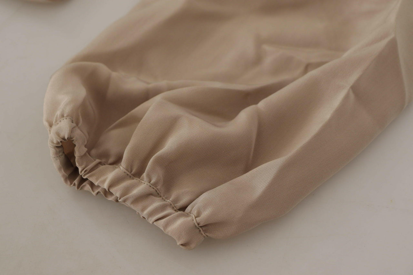 Chemisier élégant à col Ascot en soie Dolce &amp; Gabbana