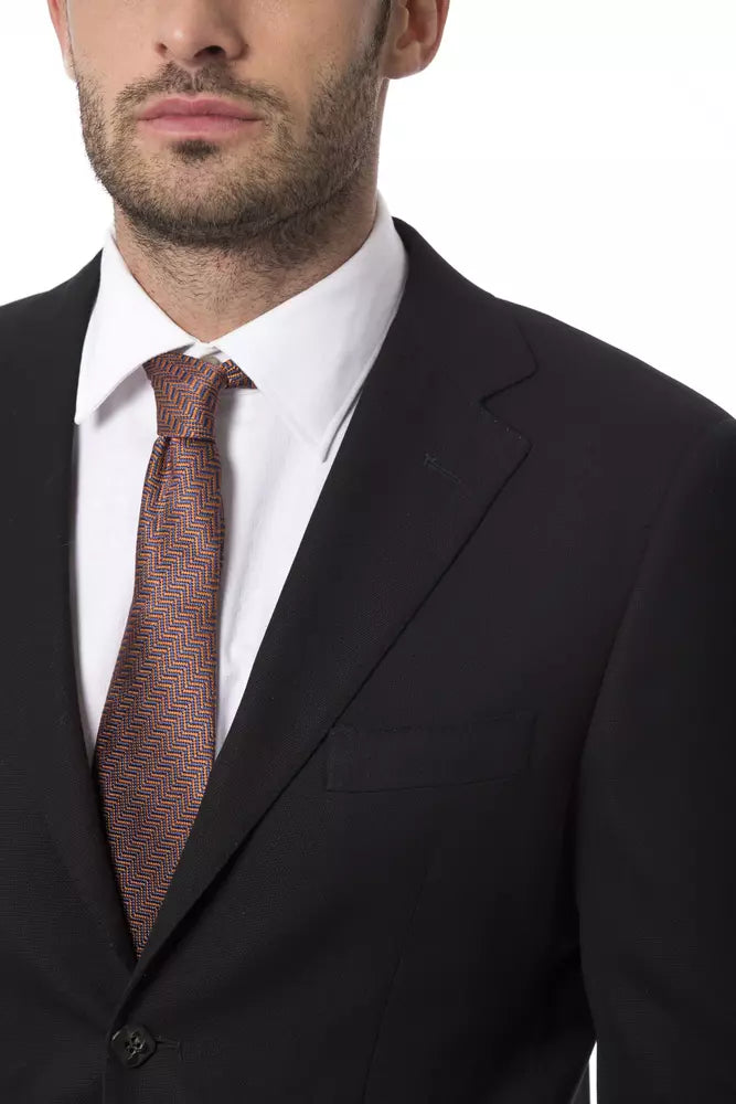 Italienische Haute Couture: Schwarze Wollanzüge und Blazer für Milliardäre