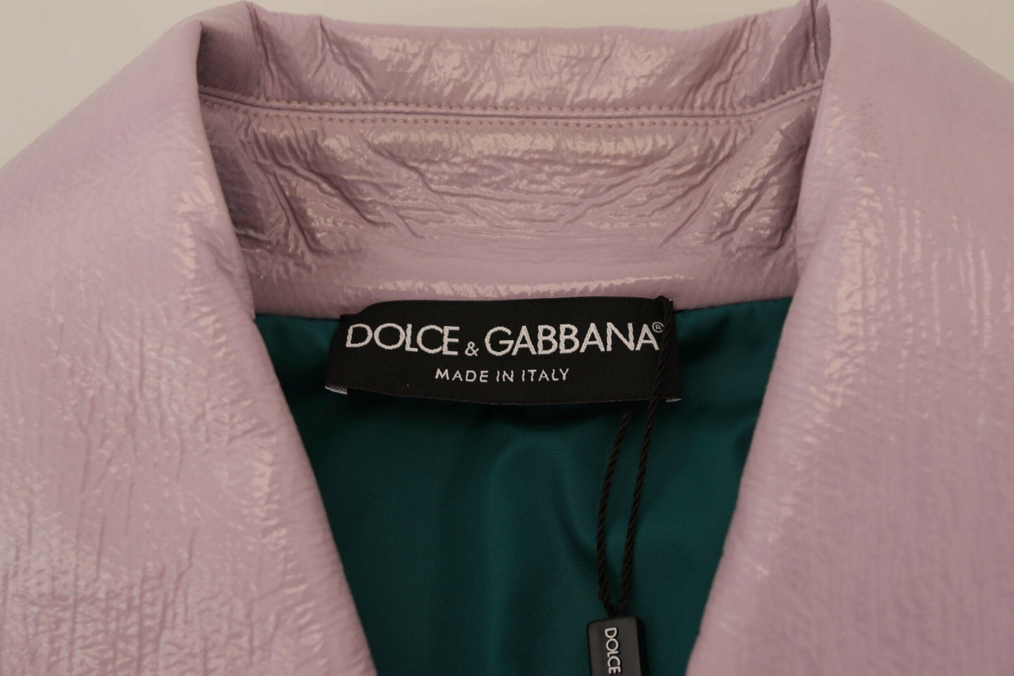 Veste courte violette chic Dolce &amp; Gabbana : une déclaration de style