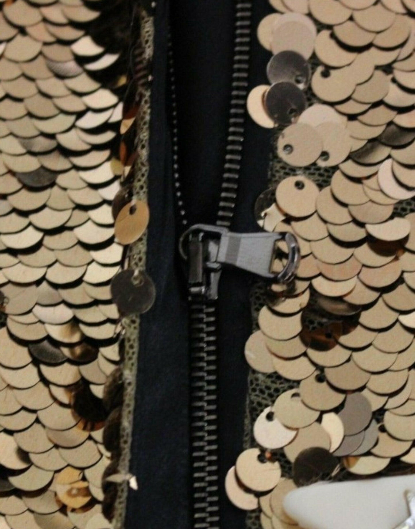 Dolce &amp; Gabbana Masterpiece – Kleid mit goldenen Pailletten und Swarovski-Kristallen