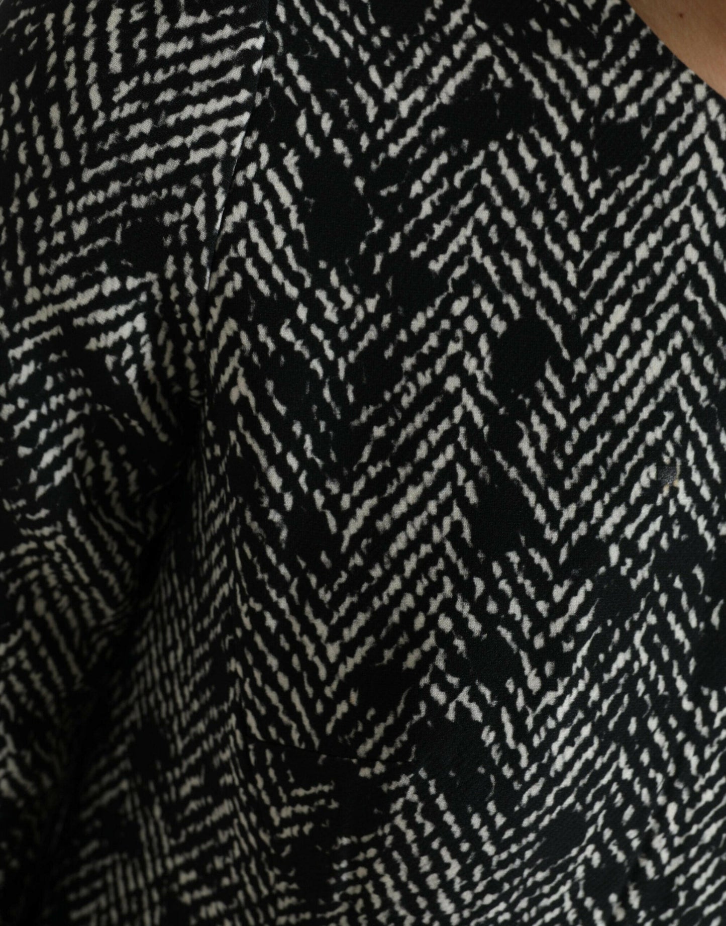 Dolce &amp; Gabbana – Schwarzes Chevron-Minikleid aus Polyester