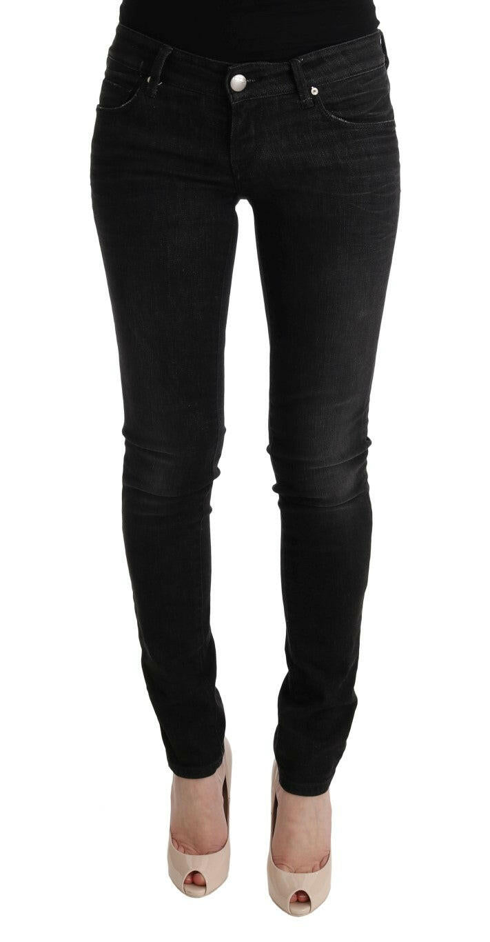 Acht – Schwarze Slim-Fit-Jeans aus Baumwolldenim