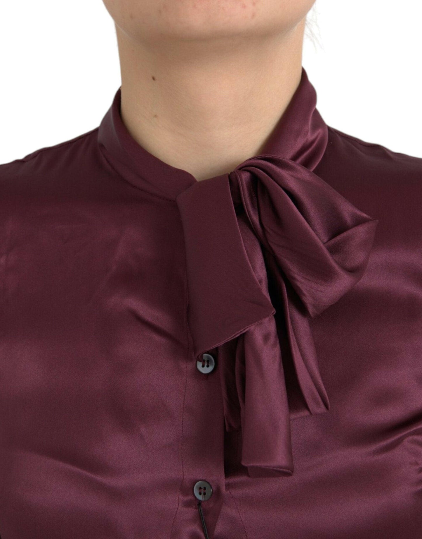 Dolce &amp; Gabbana – Kastanienbraune Bluse mit Ascot-Kragen und langen Ärmeln