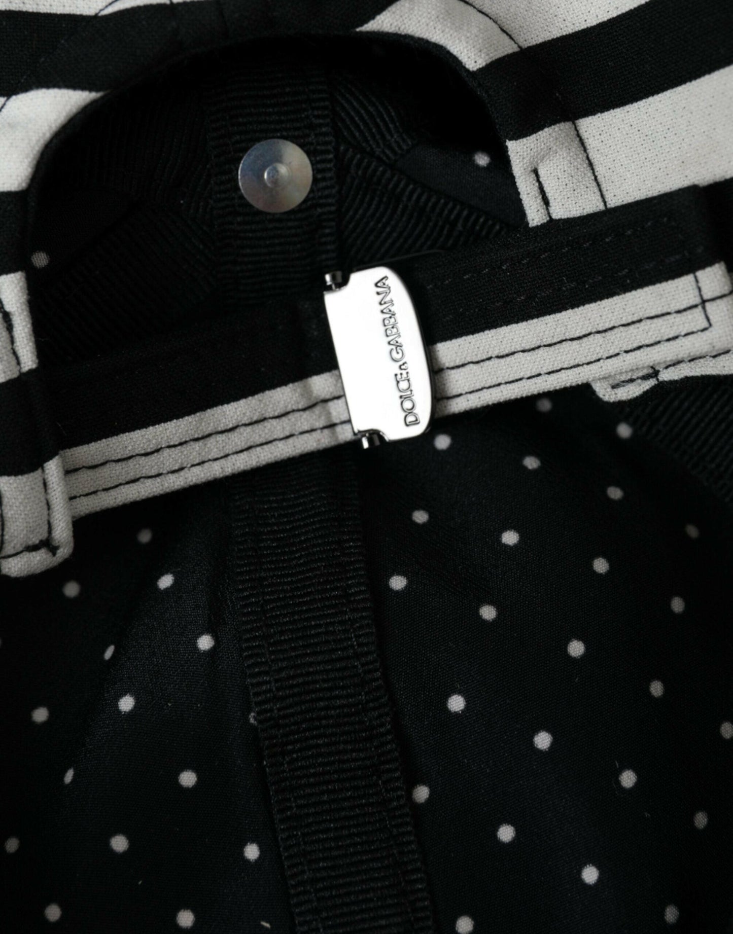 Dolce &amp; Gabbana – Baseballkappe mit Amore-Herz-Applikation in Schwarz und Weiß