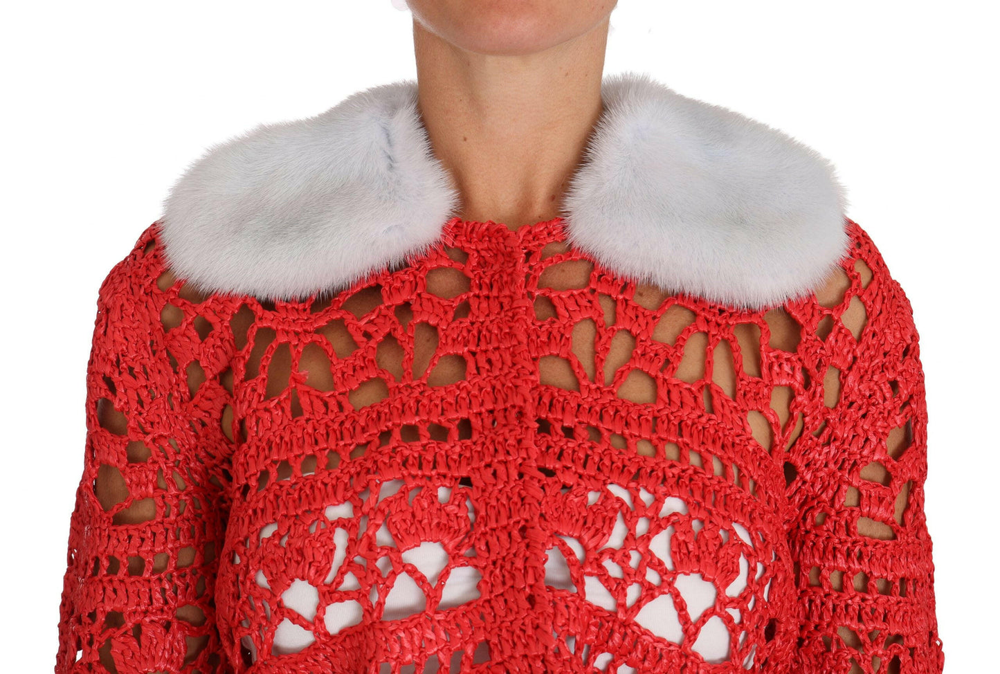 Dolce &amp; Gabbana Élégant cardigan en tricot crocheté rouge avec col en fourrure