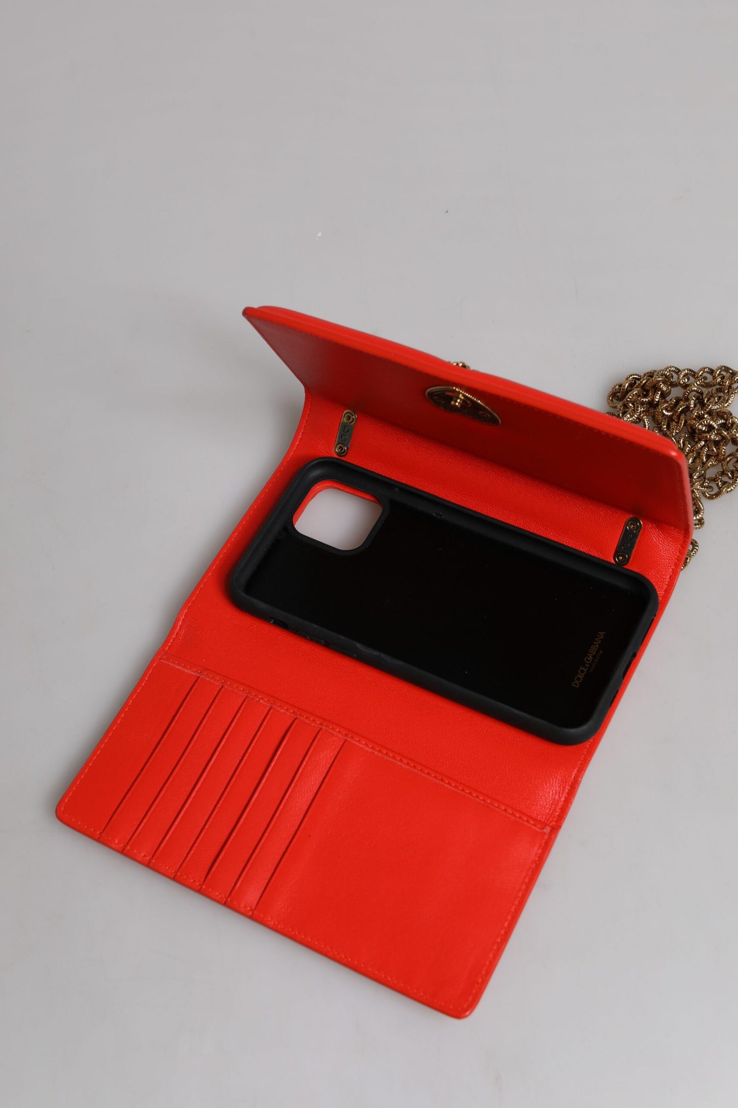 Dolce &amp; Gabbana – Devotion – Gesteppte Umhängetasche mit Handyhülle und Kette in Rot
