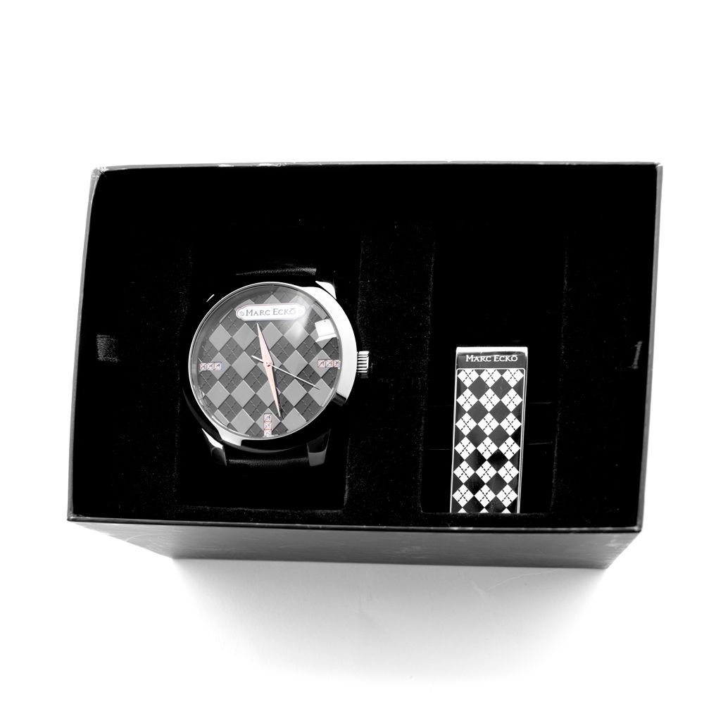 Marc Ecko Armbanduhr aus schwarzem Leder