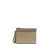 Fendi Clutch aus beigefarbenem Leder