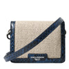 Dolce &amp; Gabbana Mini-Schultertasche/Umhängetasche aus beigefarbenem Raffialeder mit blauen Lederdetails
