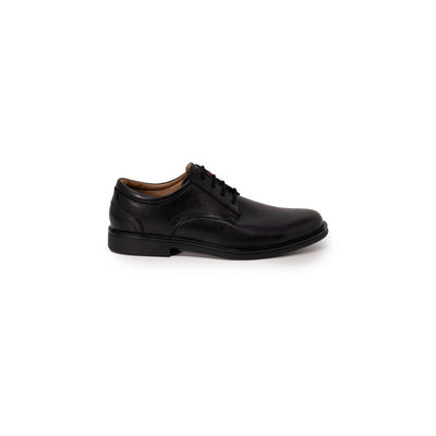 Schwarze Leder-Oxfords und -Derbys von Clarks