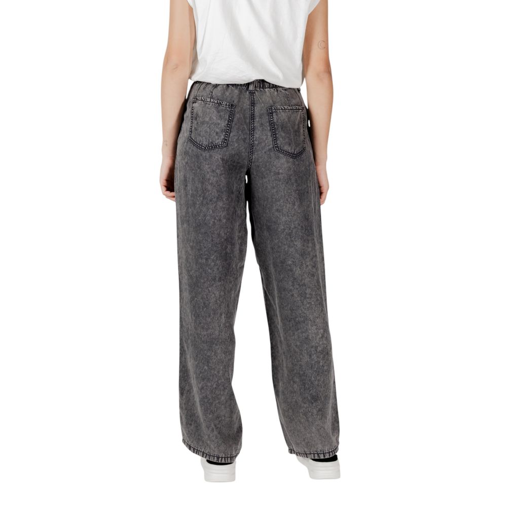 Nur schwarze Lyocell-Freizeithosen