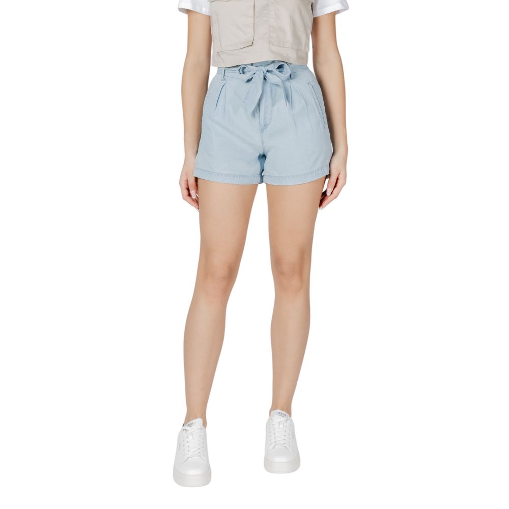 Nur hellblaue Lyocell-Shorts