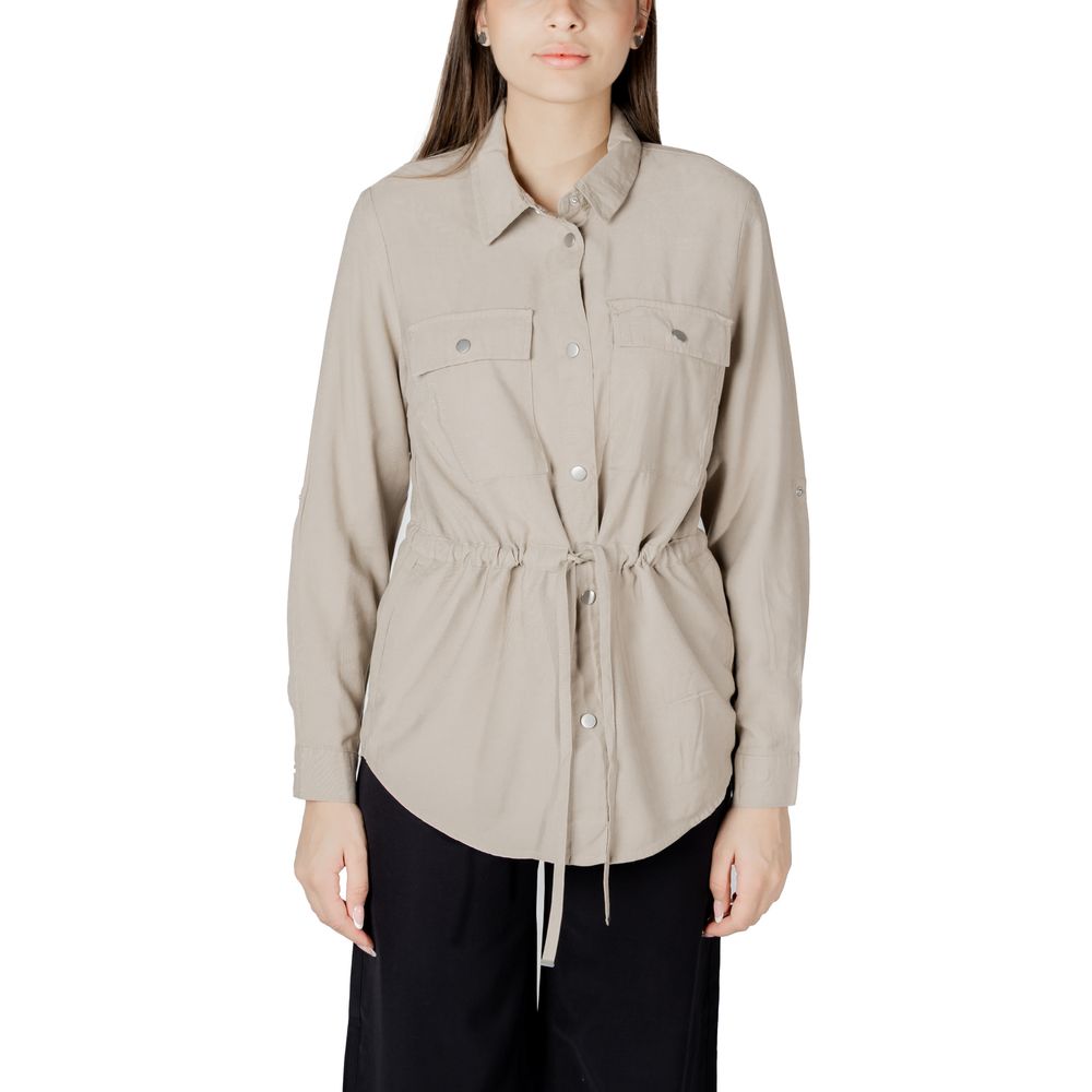 Nur beige Viskosebluse
