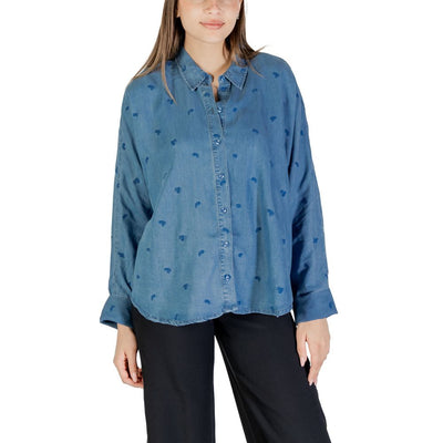 Nur blaue Tencel-Bluse