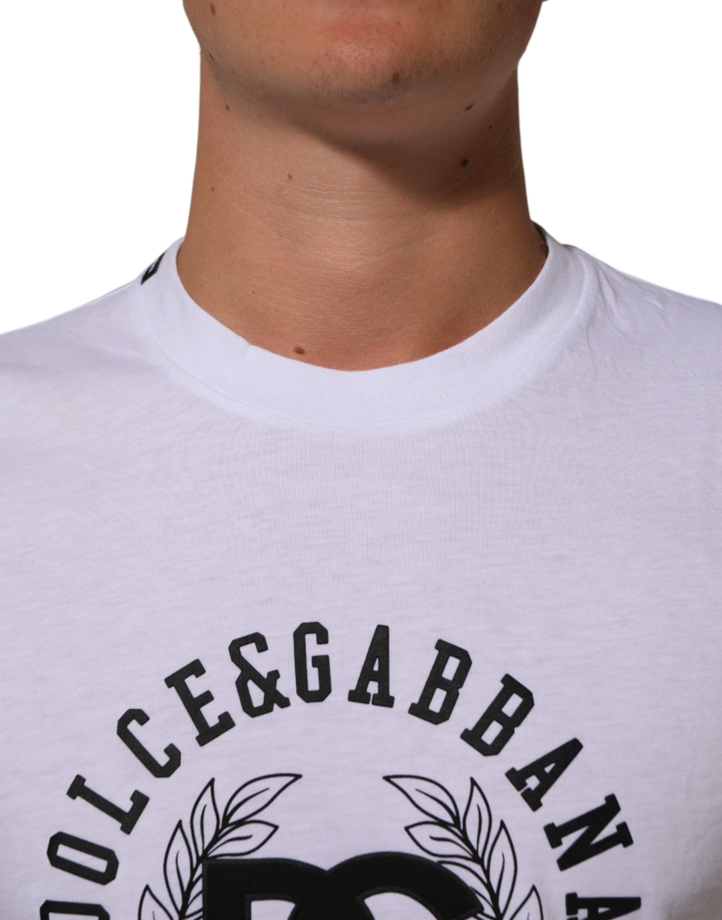Dolce &amp; Gabbana Weißes Baumwoll-T-Shirt mit Logoprint und Rundhalsausschnitt