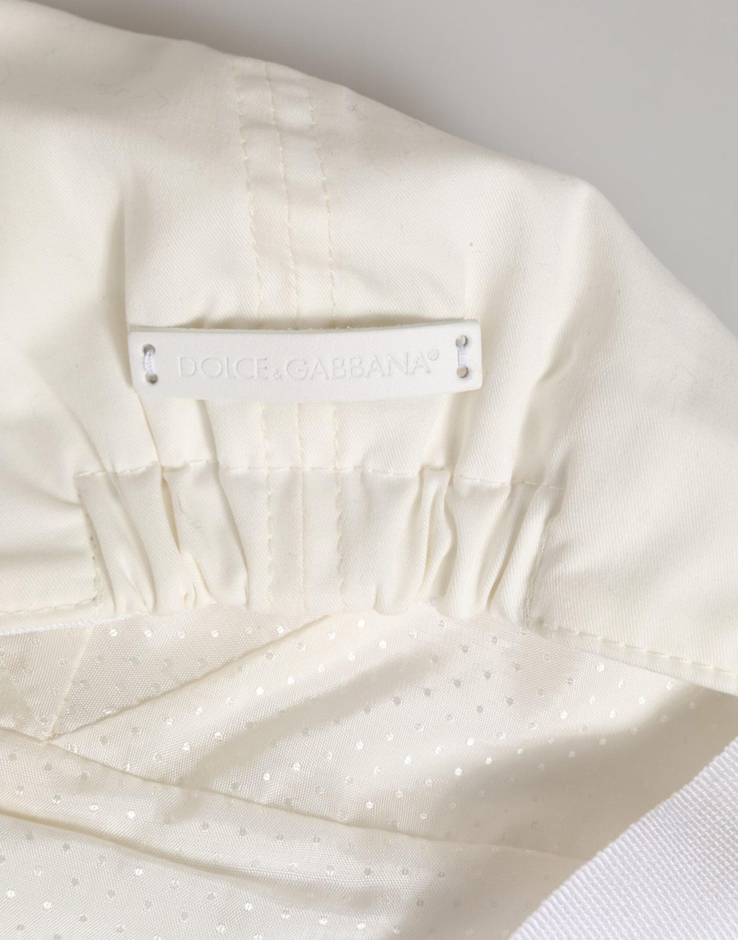 Dolce &amp; Gabbana Herren-Cap aus weißem Baumwollmischgewebe mit Lederbesatz