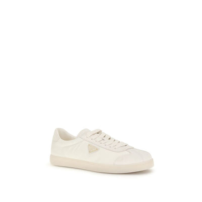 Prada Sneaker aus cremefarbenem Polyamid, niedriges Top