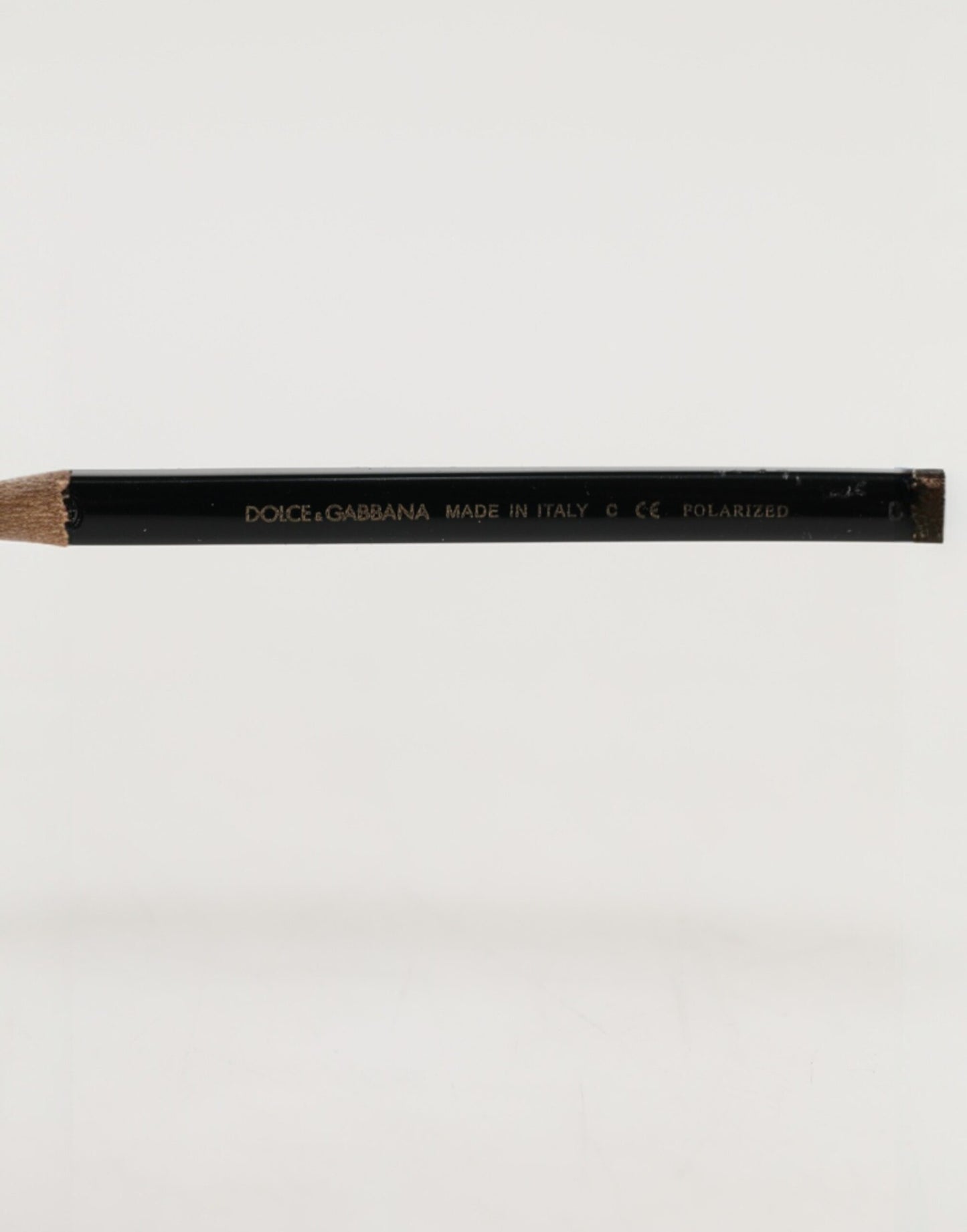 Dolce &amp; Gabbana Sonnenbrille mit mattschwarzem Stahlrahmen und grauen Gläsern