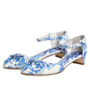 Dolce &amp; Gabbana Schuhe mit Knöchelriemen in Weiß und Blau mit Blumenmuster und Kristallen