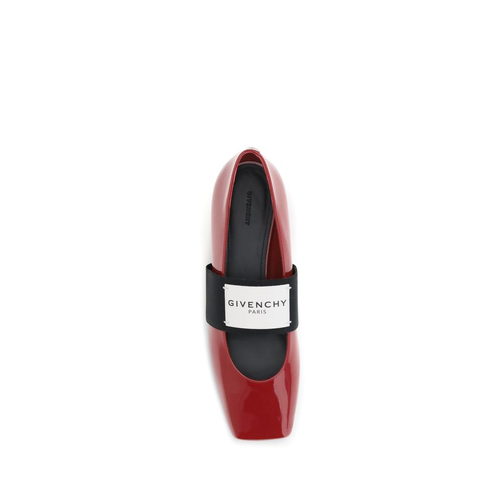Givenchy Ballerinas aus rotem Leder