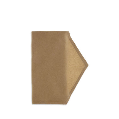 Madeleine Thompson beigefarbener Kaschmirschal